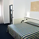 Hotell Bareta 3*