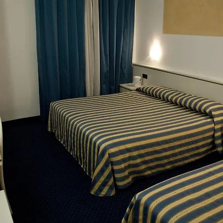 Bareta Hotel 3*