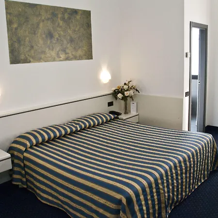 Bareta Hotel 3*