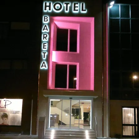 Bareta ホテル 3*