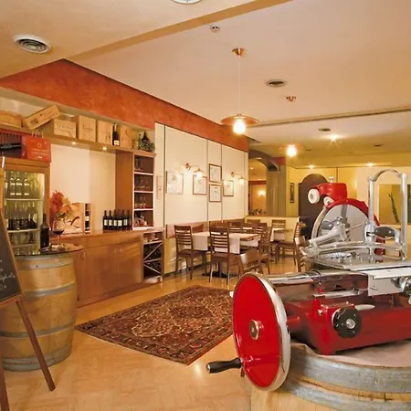 Bareta ホテル カルディエーロ