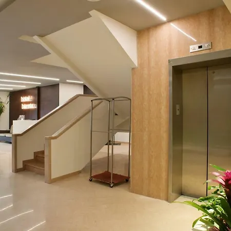 Hotel Bareta 3*